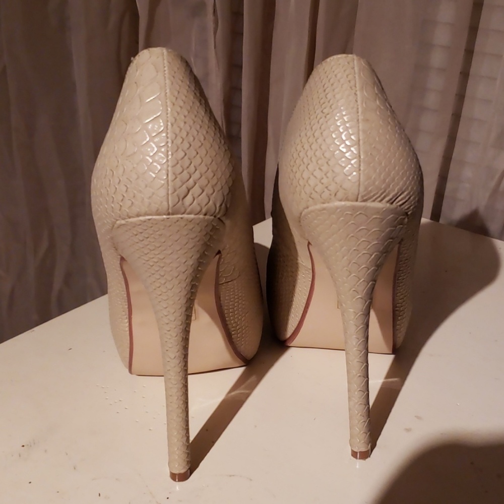 Call It Spring//Platform Pumps - Picture 5 of 8